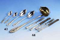 Dessertbesteck fÜr 6 Personen, Österreich um 1960-80, 13-lÖtiges Silber, bzw. 800er Silber, Meistermarke MS, bestehend aus: Messer und Gabeln