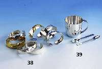 Tasse GEORG JENSEN, DÄnemark 1954/56, 925er Silber, Entwurf Soeren Georg Jensen, zeitlose, glatte Form, H ca. 6 cm, dazu: 2 MokkalÖffel GEORG ...