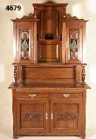 Aufsatzschrank, deutsch, um 1905, starker Jugendstileinfluß, Weichholz/Hartholzkorpus, Mahagoni/Nußbaumfurnier, mahagonifarben gebeizt, ...