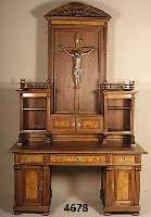 Sakristei-Schreibtisch, deutsch, GrÜnderzeit, um 1880/90, Korpus Weich- u. Hartholz, kom- plett auf Rahmen gearbeitet, Eiche massiv u. furniert, ...