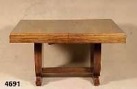 Tisch, Frankreich, um 1935-40, Art Déco, Korpus Weichholz/Hartholz mit Palisander- und Mahagonifurnier, Wangen verbunden, versproßt, ausziehbar ...