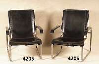 Thonet Freischwinger, nach dem Vorbild von 1930/32, Stahl, schwere LederbezÜge, Sitz vergurtet, Label Thonet, SammelwÜrdig, zeitloses Design, ...