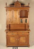 Aufsatzbuffet, Elsaß-Lothringen um 1890, Korpus Weichholz u. Hartholz, Front auf Rahmen gearbeitet, Schnitzerei aus dem Vollholz bzw. aufgesetzt, ...