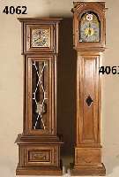 Standuhr, Frankreich, um 1820, Eiche massiv, kassettiert, 8-Tage Stangenwerk mit Glocke, diese original, Stunden u. Halbstundenschlag wird vom ...