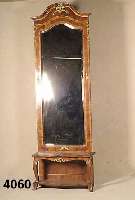 Konsole mit Spiegel, Frankreich Napoleon III um 1870/80, Korpus Weichholz/Hartholz, Barockstil, in sich geschweift, reiche Bronzeapp., diese ...