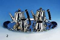 5-teil. Kaffee- und Teeservice, Italien, 800er Silber, um 1934/38, best. aus: Kaffee- und Teekanne (H ca. 16 cm, 1 x Boden gestaucht), ...