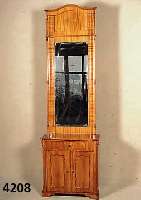Spiegelkommode, deutsch, um 1860, Korpus Weichholz, Kirschbaumfurnier, z.T. gespiegelt, sogenannte BrezelfÜllungen, Spiegel Kopf ge- schwungen, ...