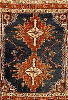 Erivan, Rußland, um 1910, Wolle auf Wolle, ca. 123 x 110 cm, SchÄtzwert: 1150.- EURO, EHZ: 4