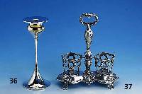 Essig- und Ölmenagere, Frankreich um 1900, 950er Silber, reiner Jugendstil, Meister- marke A. Debain, stilrein, H ca. 27 cm, B ca. 24 cm