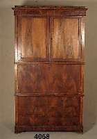 AufsatzschranksekretÄr, wohl Berlin/Magdeburg, um 1850/60, auf Rahmen gearbeitet, klassi- sche SpÄtbiedermeierform, Front Wurzelnuß- furnier ...