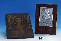 Konvolut 6 Medaillen, PrÄgeanstalt B.H. Meyer, Pforzheim, um 1910-25, Guß/Bronze: Beethoven, Arbeiterfamilie mit Sinnspruch, Hlg. Georg 1925, ...