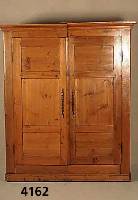 SpÄtbiedermeierschrank, sÜddeutsch, wohl Schwaben, um 1860/70, Weichholz massiv, Front auf Rahmen gearbeitet, Ecken abgerundet, BeschlÄge ...
