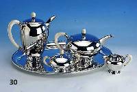 Kaffee- bzw. Teeservice auf Tablett, deutsch W. Binder SchwÄbisch GmÜnd um 1950, großer Einfluß neuer Sachlichkeit, 925er Silber, Griffe und ...