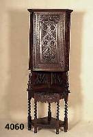Eckschrank, deutsch, um 1900, Eiche massiv, TÜren auf Rahmen gearbeitet, Leisten einfach getreppt, schÖner harmonischer Aufbau, TÜr verglast, ...