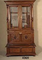 Truhenbank-AufsatzmÖbel, deutsch, um 1880, GrÜnderzeit, Korpus Weichholz, Trage- und Zierteile Eiche massiv, Mitte Rahmenfassung mit Maskaron ...