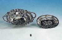 Konvolut 2 Anbietschalen, um 1900, deutsch, 800er Silber, Durchbrucharbeit, Putto- und Girlandendekor, Rosenverzierung, zus. ca. 295 g, 1 x 16 x ...