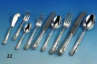 57-teiliges Besteck, deutsch, Bruckmann, Heilbronn, 30er Jahre, 800er Silber, Bes.-Monogr., best. aus: 6 Messer (Griffe gefÜllt, Klingen Stahl), ...