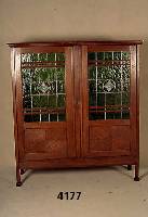 WÄsche- bzw. Vielzweckschrank, deutsch, um 1905, Korpus Eiche massiv, Eichefurnier, auf Rahmen gearbeitet, original Einlegebretter, Front ...