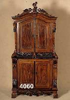 Apothekerschrank, deutsch/Berlin, um 1860, Weichholz gefaßt, in original Farbe, mit reicher, z.T. vollplastischer Schnitzerei, geschwungener ...