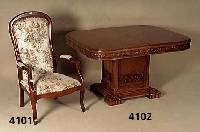 Armlehnsessel, deutsch, um 1960/70, Buche massiv, nußbaumfarben gebeizt, im franzÖsi- schen Stil, Louis XVI, mit Gobelinbezug, ca. 110x65x62 cm, ...