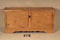 Truhe, sÜddeutsch, um 1780/1800, wohl Fichte , original Zustand, original Schloß und SchlÜssel, wohnfertig, ca. 78x167x59 cm