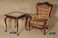 Sessel, Italien, Rahmen Kirschbaum massiv, Rocaillen aus dem Vollholz geschnitzt, all- seitig geschweift, Front wuchtig, goldbrauner Mohairbezug, ...