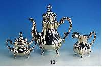 3-teiliges Kaffeeservice, EMIL HERMANN, Wald- stetten, 925er Silber, Barockstil, je 4 FÜße, Korpus goudroniert, best. aus: Kanne, Deckel seitl. ...