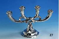 Kerzenleuchter mit 4 Brennstellen, deutsch 925er Silber, Fuß gefÜllt, Barockstil, total ca. 790 g, H ca. 21 cm, B ca. 34 cm