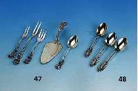 Kaffebesteck fÜr 12 Personen, Dekor "Hildes- heimer Rose", 800er Silber, total ca. 510 g, best. aus: 12 Kuchengabeln, 12 KaffeelÖf- ...