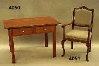 Tisch, deutsch, um 1925, Kirschbaum massiv, eckige Hochbeine, diese leicht gekehlt, 2 Schubladen, starke Arbeitsplatte, schÖnes strenges MÖbel, ...