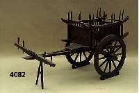 Kleiner Leiterwagen, wohl Thailand, Holz nußbaumfarben gebeizt, sparsame Verzierungen, als Dekorationsobjekt bestens geeignet, ca. 87 x159x62 cm