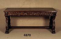 Herrenzimmerschreibtisch, deutsch, um 1900, Danziger Barockstil, Korpus Weichholz/Hartholz , Eichefurnier, Wangen mit reicher Rocaillen- ...