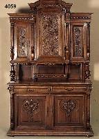 Aufsatzbuffet, Frankreich, um 1870, Nußbaum massiv, Front mit klassizistischen SÄulen, z.T. freistehend, Inlets kassettiert, mit schÖnen ...
