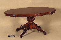 Couchtisch, Italien, um 1960, Louis-Philippe -Stil, Korpus Weichholz, Wurzelnußfurnier, ovale Form, gebogene Zarge, balusterfÖrmiger Fuß aus dem ...