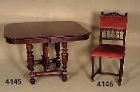 4 StÜhle, Frankreich, um 1880, Eiche massiv, Henry Deux, Polsterung spÄter, gedrechselte FÜße gerillt, Oberteil mit schÖner Drechsel- arbeit, ...