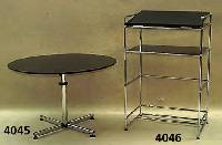 USM-Kitos Tisch, Entwurf 1990, Stahlrohr- konstruktion, SÄule mit Spannring, durch diesen hÖhenverstellbar bzw. beliebig erwei- terbar, ...
