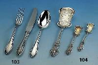 Eis-/Dessertbesteck fÜr 12 Personen, 800er Silber, feiner Guß, z.T. punziert und nachgestochen, Muschel- und Rokaillendekor, Bes.-Monogr., ...