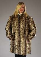 Wildkatzen-Longjacke, Gr. ca. 38/40, Ärmel mit BÜndchen, 2 Einschubtaschen, Stehkragen, l. Tragepsuren, RÜckenl. ca. 82 cm, lt. EG-VO-Nr. ...