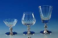 Großes Set GlÄser, FÜße 925er Silber, Italien, 50er Jahre, best. aus: 5 LikÖr- schalen, 5 WeinglÄser und 9 Cognacschwenker, H ca. 7, 14 und ...