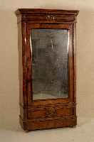Spiegel- bzw. Vielzweckschrank, deutsch, um 1880/90, GrÜnderzeit, Korpus Weichholz, z.T. auf Rahmen gearbeitet, abgeschrÄgte Ecken, ...