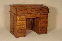 RollbÜro, deutsch, um 1910, Korpus Weichholz , Eiche massiv, auf Rahmen gearbeitet, sparsame Inneneinrichtung mit AblagefÄchern, sehr gute ...