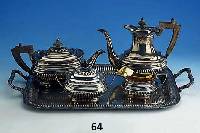 Kaffee- & Teeservice auf Tablett, 800er Silber, 60er Jahre, best. aus: Kaffee- kanne, H. ca. 23 cm, Holzgriffe, Deckel mit Klappscharnier, ...
