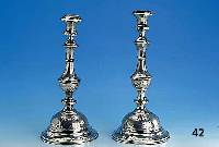 Kerzenleuchterpaar, Österreich um 1870/80, Meistermarke Karl WeichesmÜller, 800er Silber, punziert & graviert, min. verbeult, H. ca. 33 cm, 1 x ...