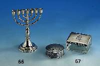 Kleiner Chanukaleuchter, 925er Silber, Italien 60er Jahre, 7 Brennstellen, H. ca. 17 cm
