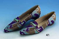 FENDI Damenschuhe, Gr. 38, ungetragen, aktuelles Design, Leder und bunter Seidenstoff Neupreis EUR 468.-, orig. Karton