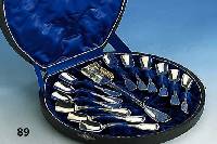 Eisbesteck fÜr 12 Personen, deutsch, um 1900, Bruckmann & SÖhne Heilbronn, 800er Silber, best. aus: 12 LÖffel und 1 Vorlegeheber mit Schieber, ...