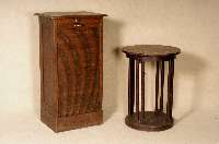 Rollschrank, deutsch, Jugendstil, um 1900/05, Korpus Weichholz, Eiche massiv, komplett auf Rahmen gearbeitet, innen mit EinlagefÄcher , diese ...