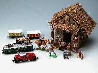 Elastolin, IndianerhÜtte mit insges. 12 Figuren, davon 6 x Masse und 6 x Hartplastik , 1 Baum, guter Zustand, sammelwÜrdig, alle Figuren gemarkt