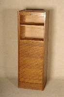 Rolladenschrank, deutsch, um 1950/60, Eichefurnier, 3 EinlegebÖden, funktions- fÄhig, leicht Gebrauchsspuren, ca. 135x46x42 cm