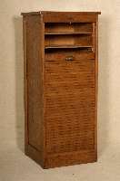 ArchivschrÄnkchen, deutsch, um 1910, strenger Jugendstil, Korpus Weichholz, Eiche massiv, Eichefurnier, mit Rollo, Innenleben mit 9 Schubladen, ...